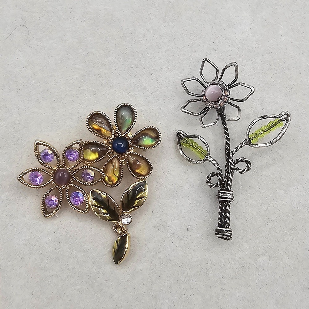 Vintage Floral Brooch Set of 2 Rhinestone Gold Silver Tone Floral Botanical Lot